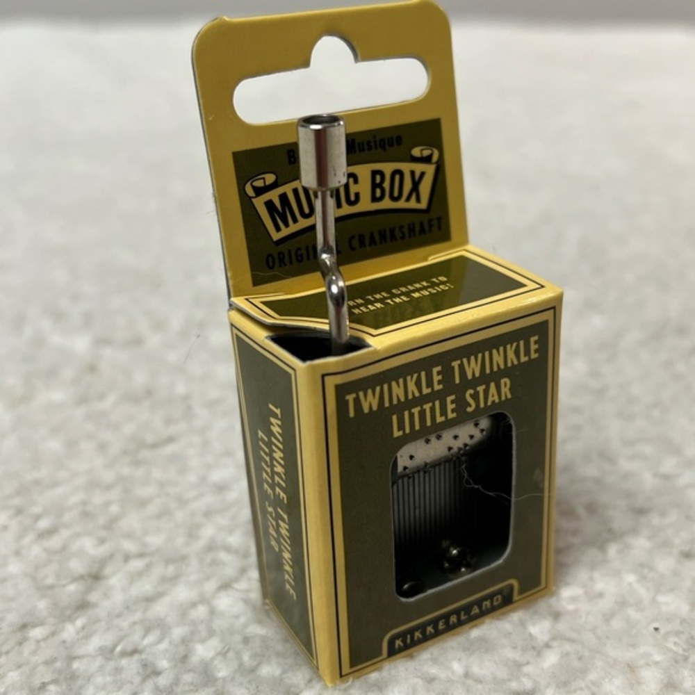Kikkerland Twinkle Twinkle Little Star Crank Music Box